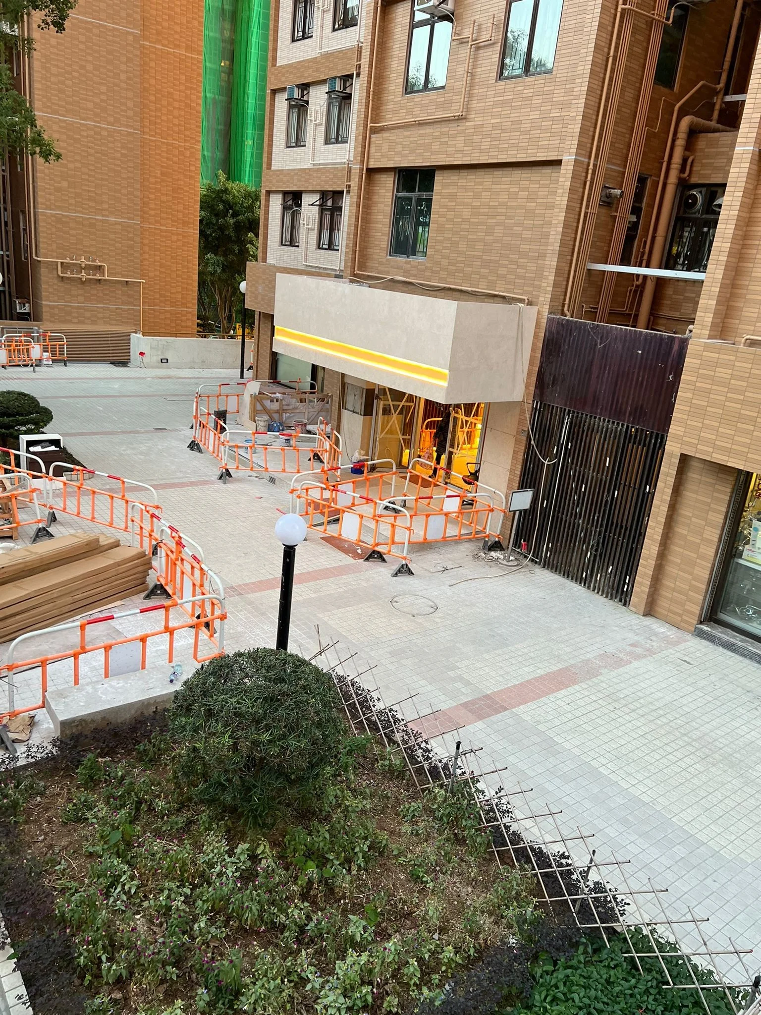 薄扶林置富花園大堂重建工程 施工相片 11